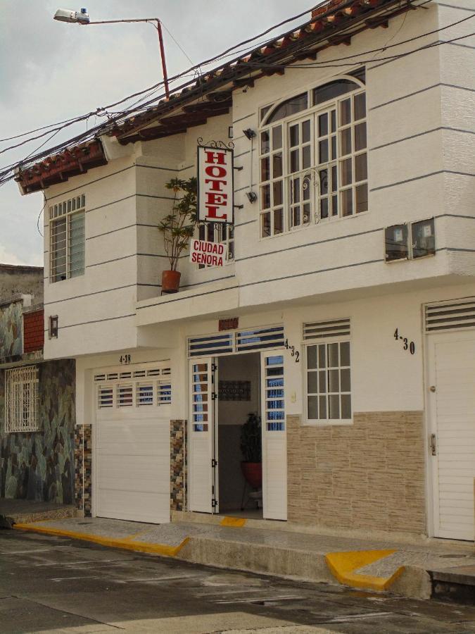 Hotel Ciudad Senora Buga Kültér fotó